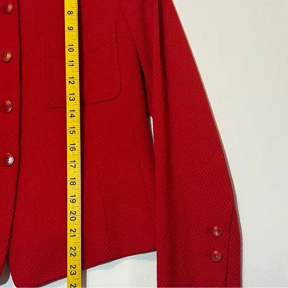 Donna Karan Women’s Red Blazer size 8 Round Neck Cotton pockets lined Christmas - Picture 4 of 11